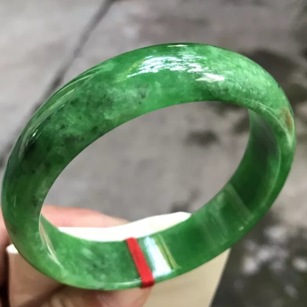 VINTAGE Medium Jadeite Green Jade Bangle Size 59mm Emerald Green Jade D641